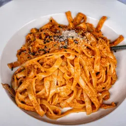 Fettuccine Bolognese